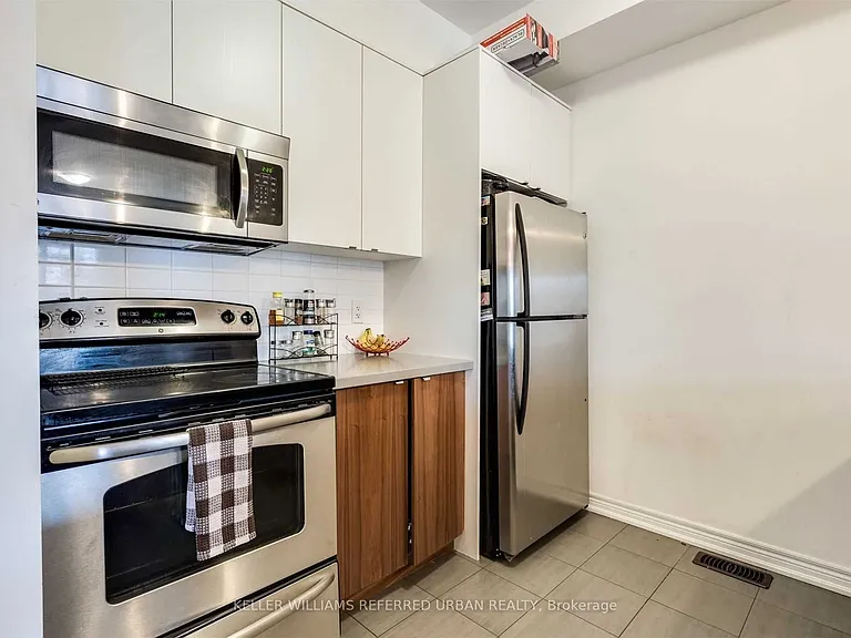 541 Winston Rd #36 — Photo 6