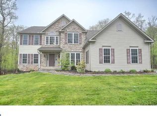 61 Kane Rd, Morgantown, PA 19543