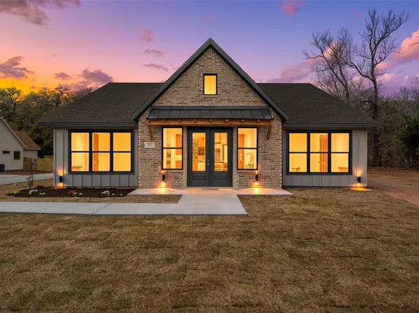 127 Canyon Ridge Dr, Waco, TX 76705