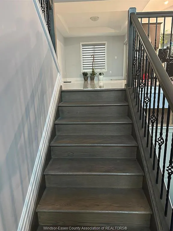 3 bed, $2,800 — Photo 2