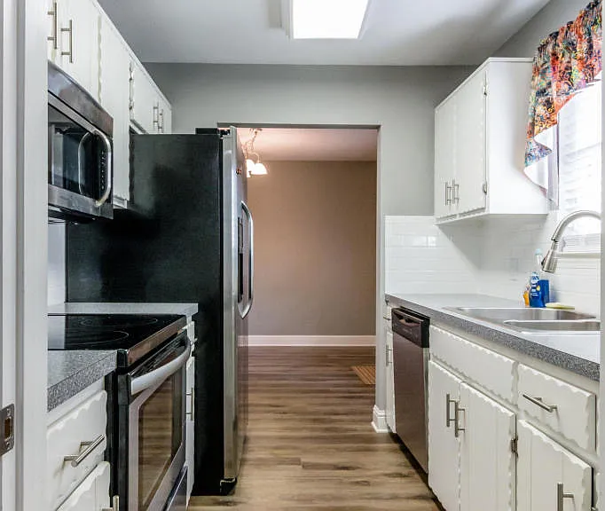 307 Fir Ave — Photo 3