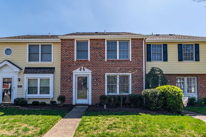 1st image of 9497 Tracey Lynne Cir