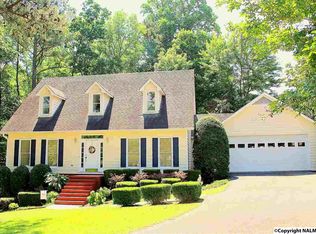 394 Swearengin Rd, Grant, AL 35747