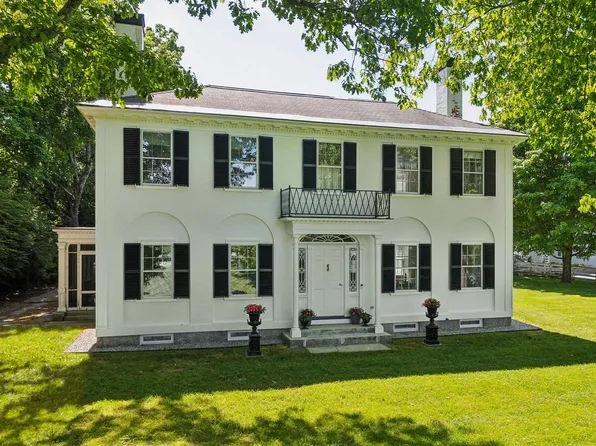 17 Wheeler House Drive, Orford, NH 03777