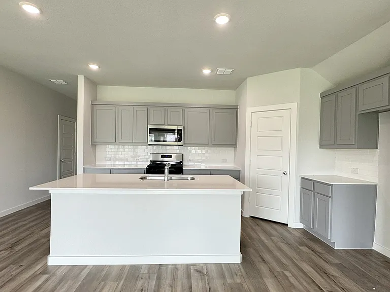 3705 Ray Roberts Dr — Photo 5