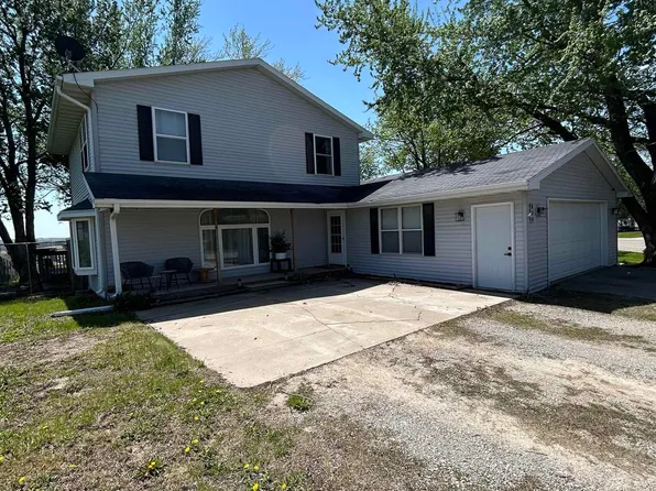 814 Oskaloosa Rd, Beacon, IA 52534