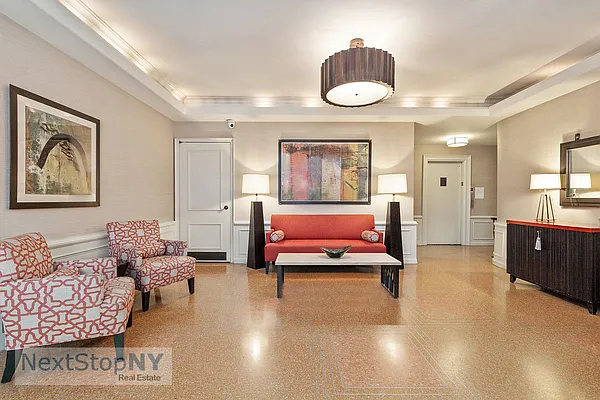 Sold by NextStopNY | media 23