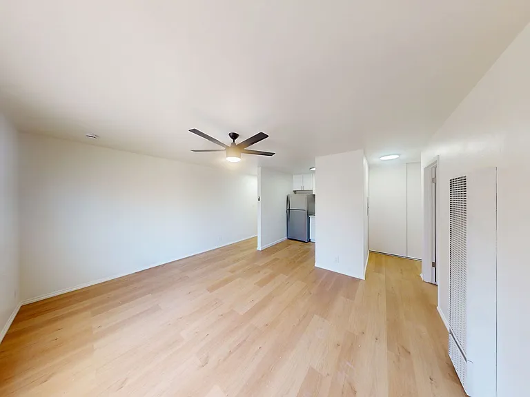 1520 Castro St — Photo 20