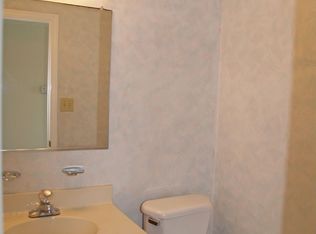 55 Tupelo Cir, Hampton, VA 23666