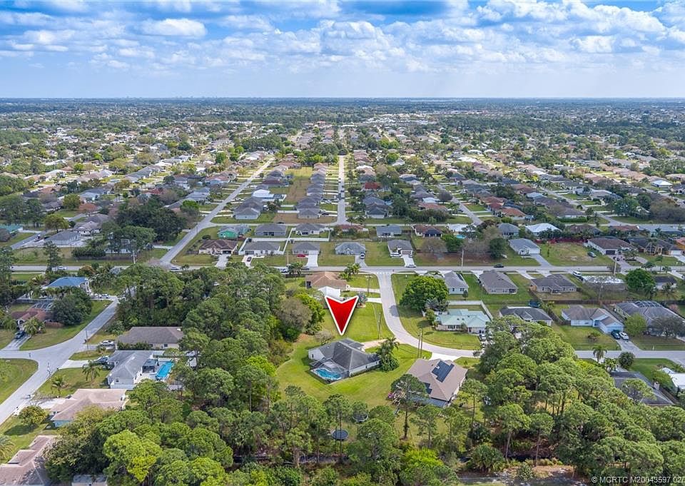1st image of 3214 SW Foremost Dr