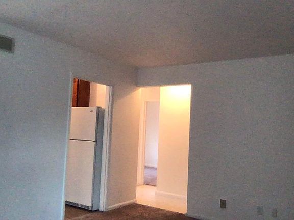 4th image of 3560 Schwartze Ave APT 3