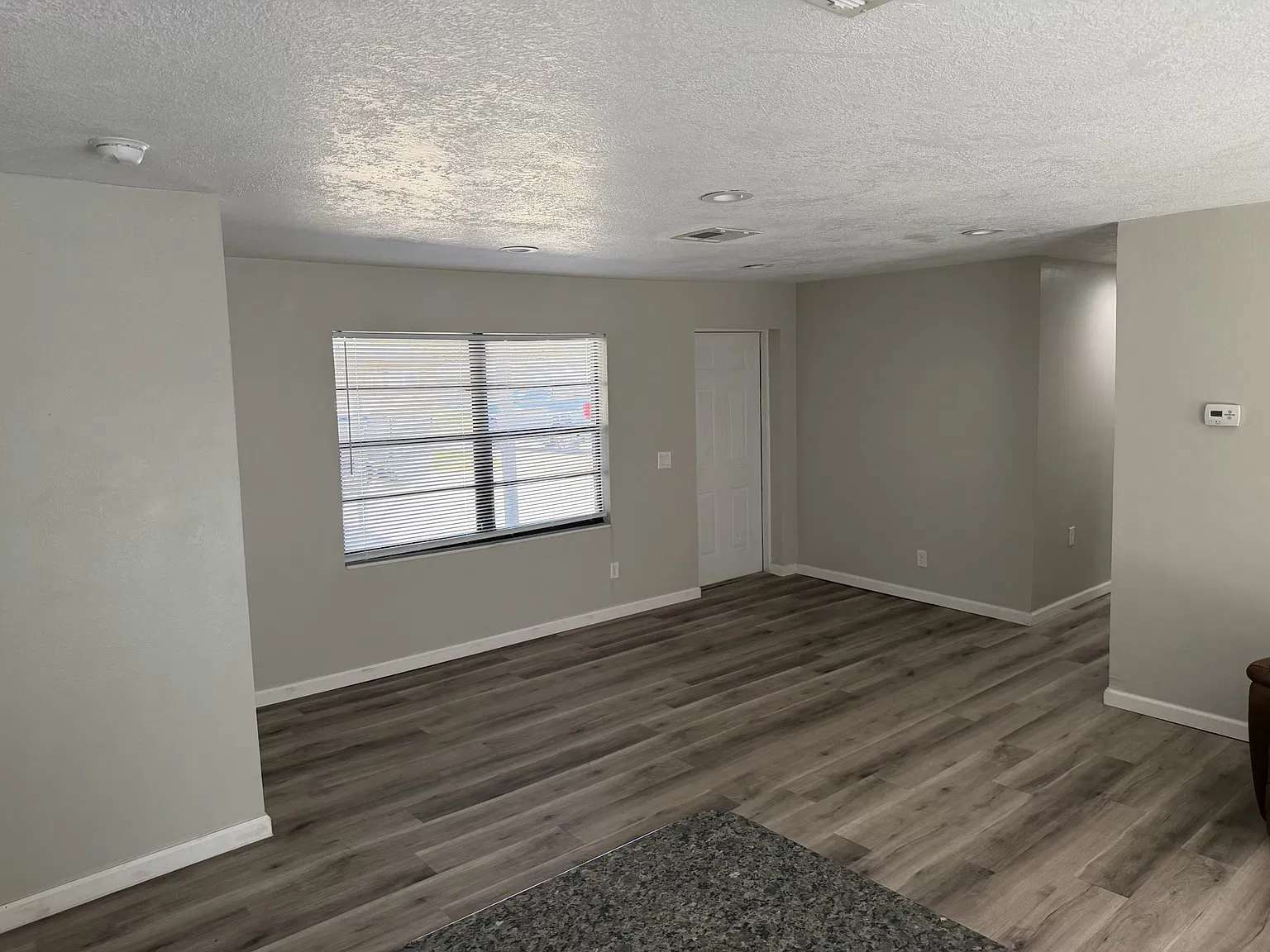 3 bed, 1268 sqft, $2,000 — Photo 3