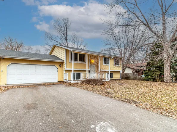 7909 Lad Pkwy, Brooklyn Park, MN 55443