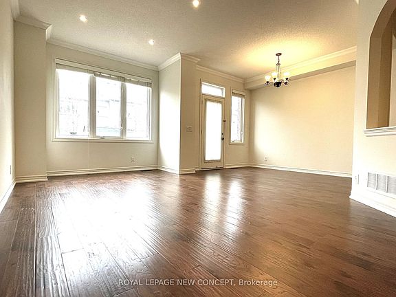 3rd image of 104 Harvest Hills Blvd