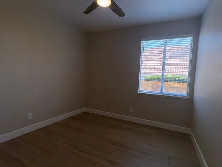 798 Shannon Dr — Photo 25