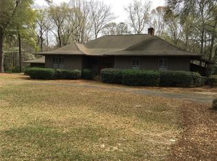 2102 Peacock Dr, Dublin, GA 31021