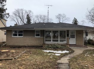 2307 Horeb Ave, Zion, IL 60099