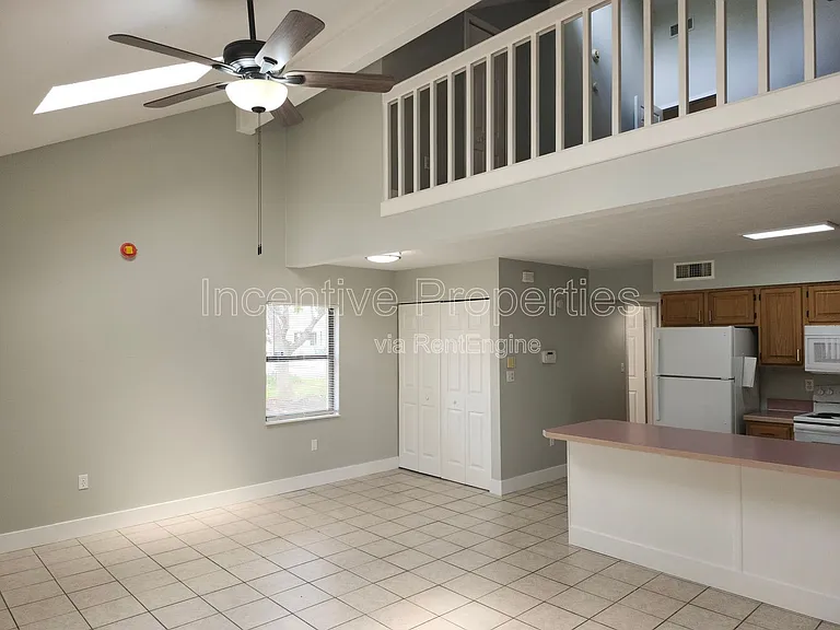 310 Mayfair Pl SW — Photo 5