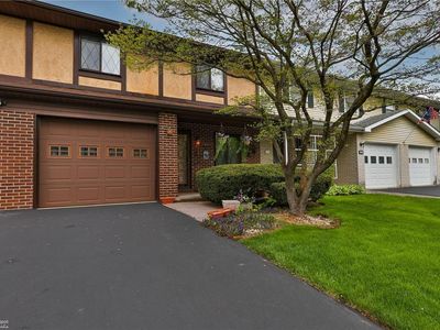 2490 Lisa Ln S, Allentown, PA, 18104