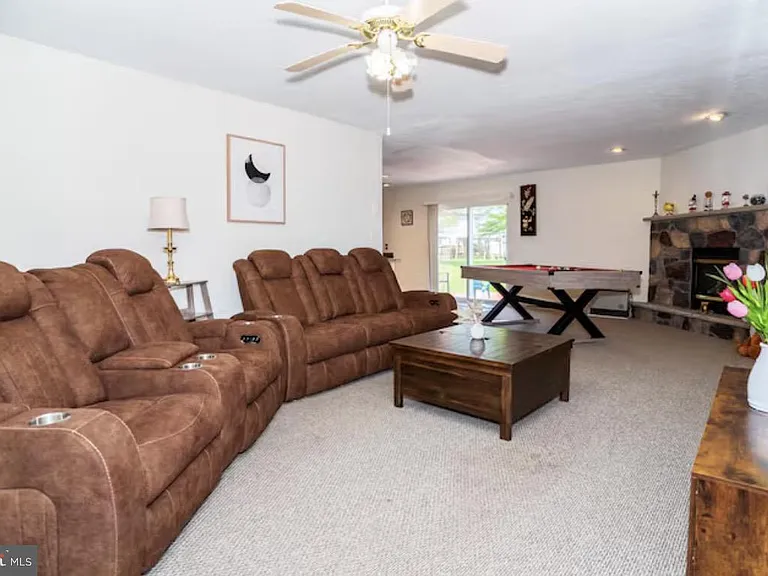 449 Clearview Dr — Photo 8
