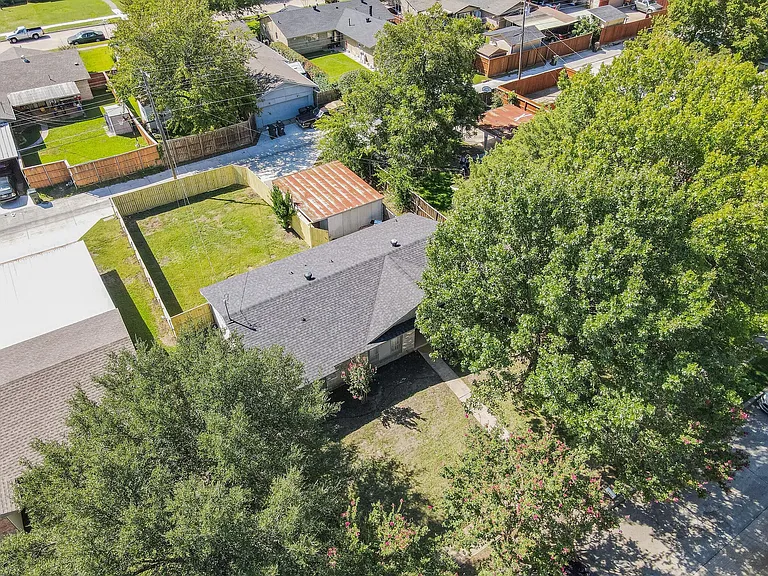 1904 Jasmine Ln — Photo 7