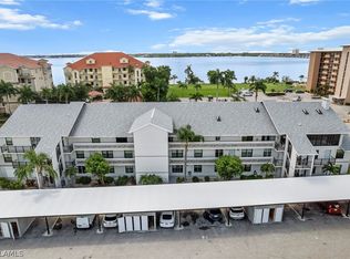 4244 SE 20th Pl APT 118, Cape Coral, FL 33904