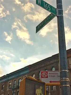 Rented by Century 21 Metropolitan | media 22