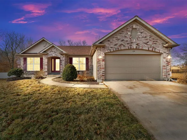 179 Wingate Dr, Troy, MO 63379