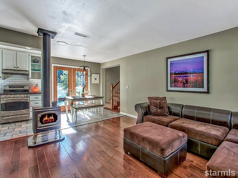 1st image of 776 Nahane Dr
