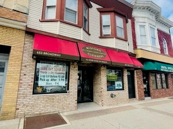 653 Broadway image 1 of 13