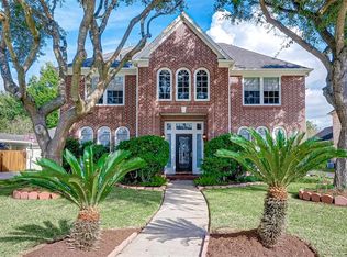 4935 Glen Hollow St, Sugar Land, TX 77479