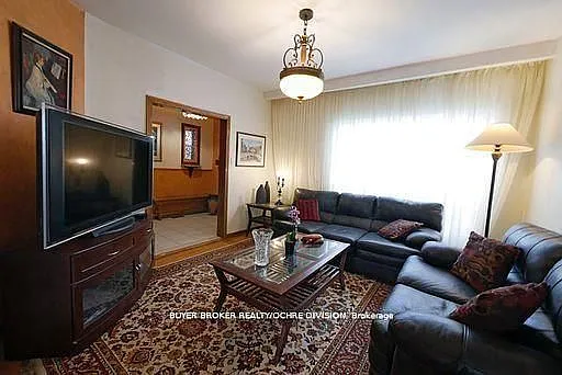 4 bed, $6,500 — Photo 3