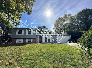 2908 Warbler Way, Dayton, OH 45449