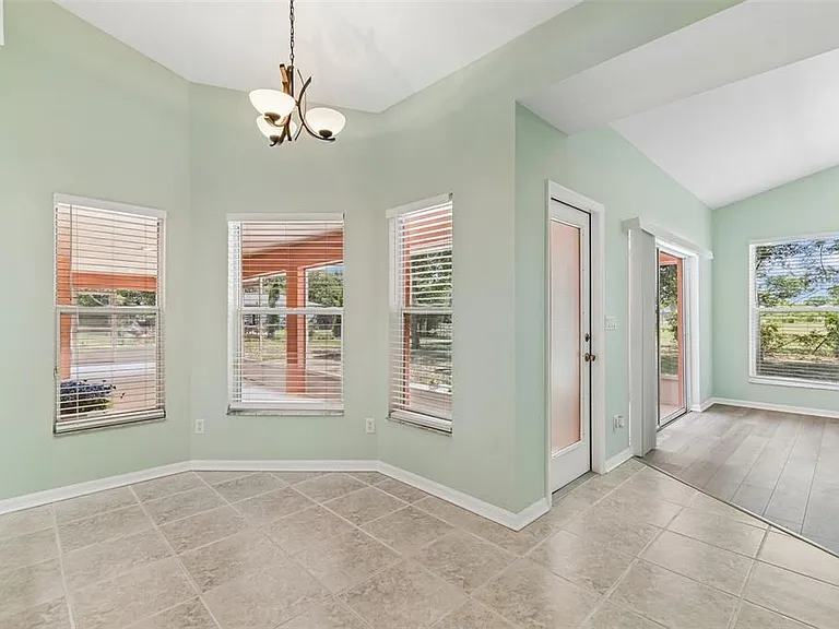 9619 Springbrook Dr — Photo 24