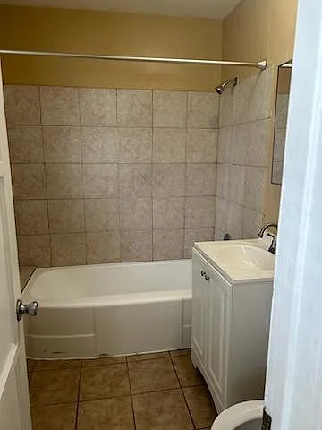 204 W Lancaster Blvd — Photo 4