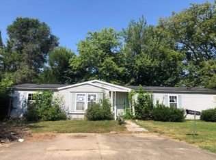 5084 N Vance St, Columbus, IN 47201