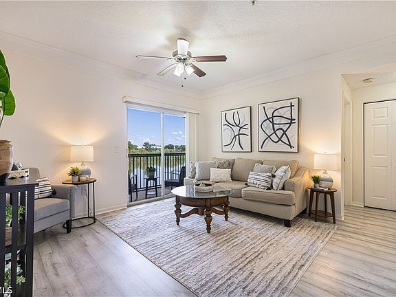 2nd image of 11520 Villa Grand APT 1021