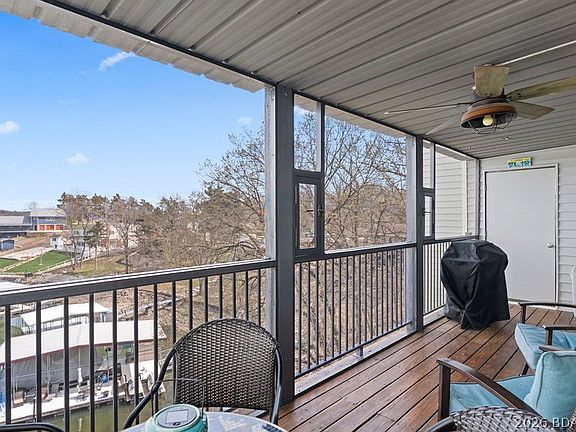 5th image of 167 Woodcrest Dr Unit 2-A