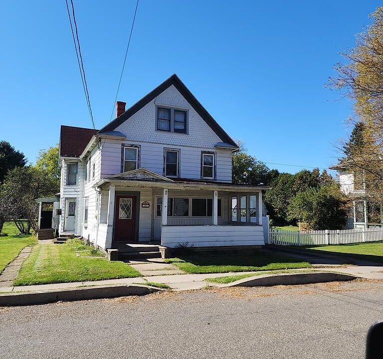 1st image of 21 Extension St
