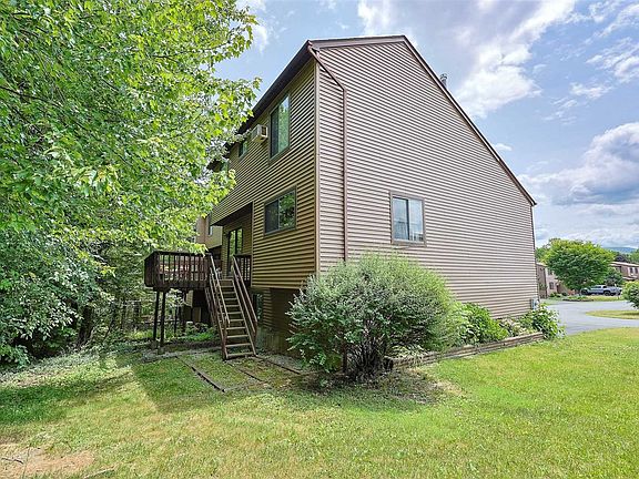 3rd image of 37 Walnut Ct