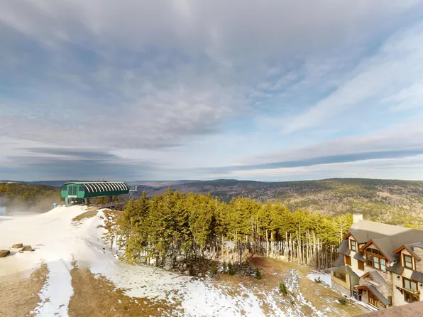 203 Soaring Eagle, Snowshoe, WV 26209