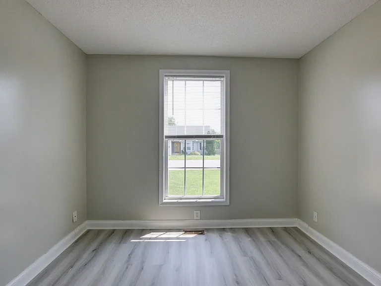 3660 S Naples Ct — Photo 13