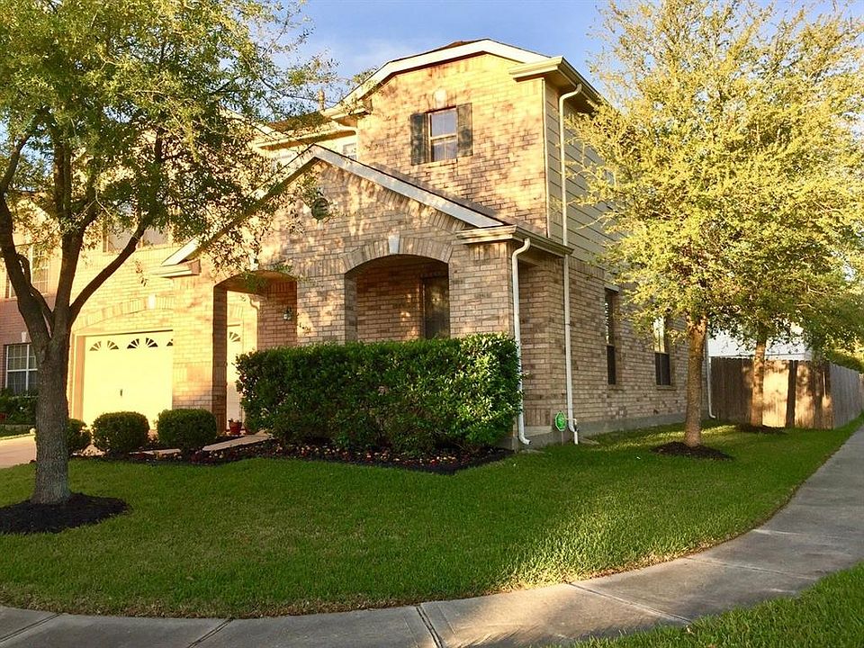 1st image of 11723 Petal Ct
