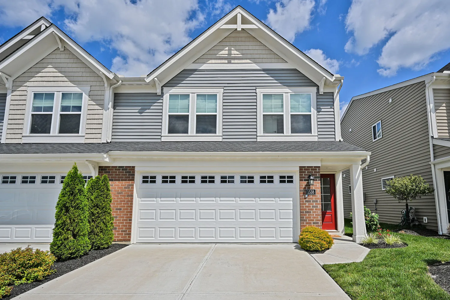 3 bed, 2.5 bath, 1600 sqft, $2,249 — Photo 1