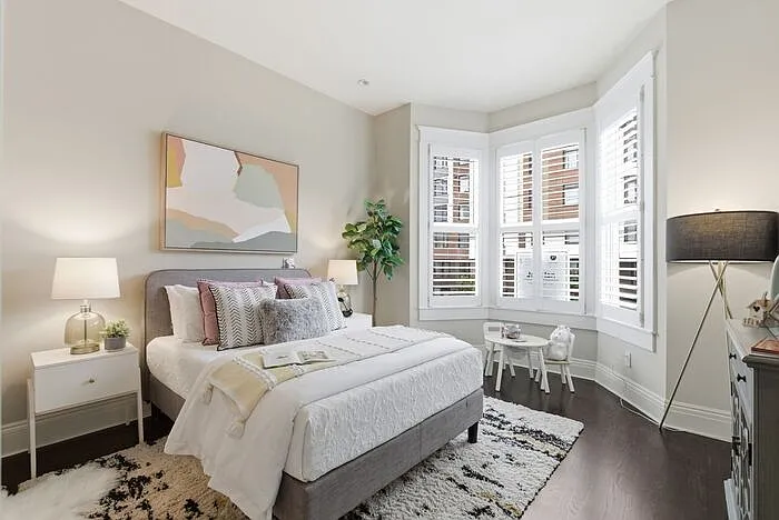 471 S Van Ness Ave — Photo 25