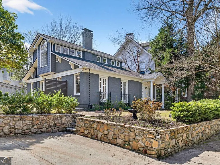 217 Westminster Dr NE #A — Photo 5