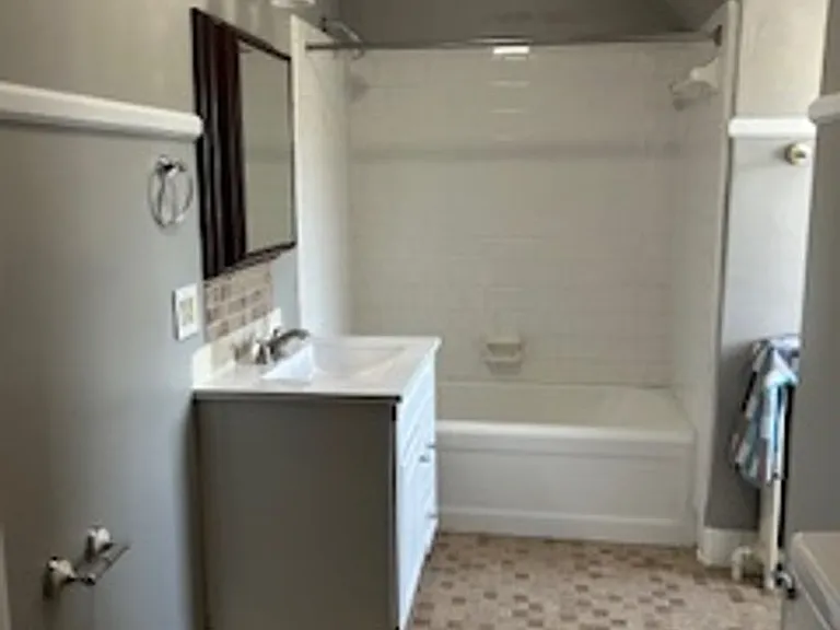 1301 Pickett St — Photo 31