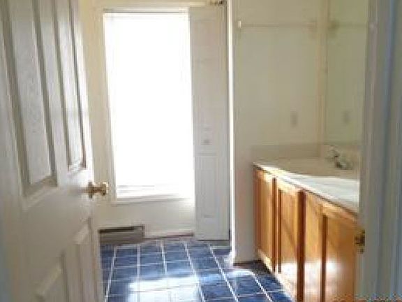 5th image of 1607 Jefferson Pike