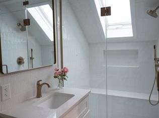 444 Selby Blvd N, Columbus, OH 43085