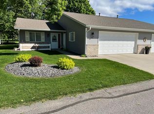 1151 Fairway Ave NW, Hutchinson, MN 55350